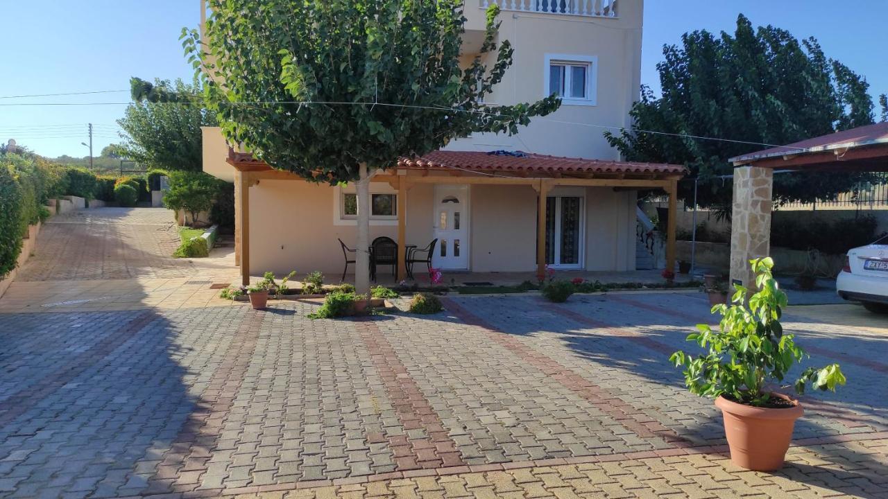 Evelina'S Suite Луца Экстерьер фото